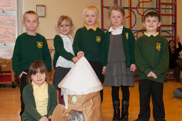 Burlington Infants School children create a super house.