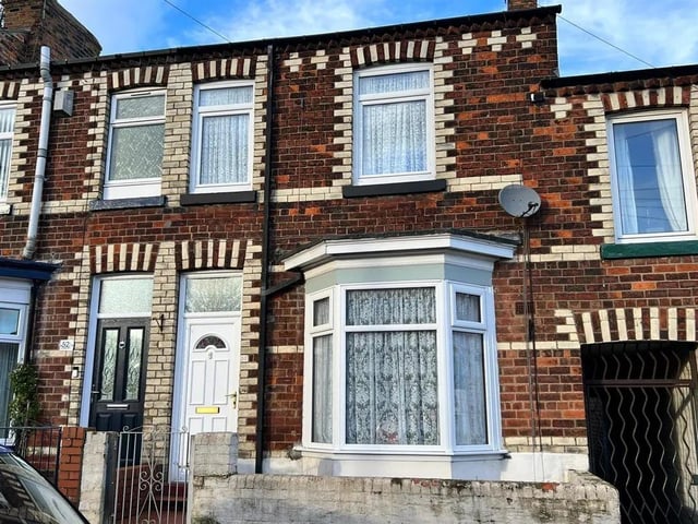 This three bedroom and one bathroom detached bungalow is for sale with Colin Ellis Property Services with a guide price of £150,000