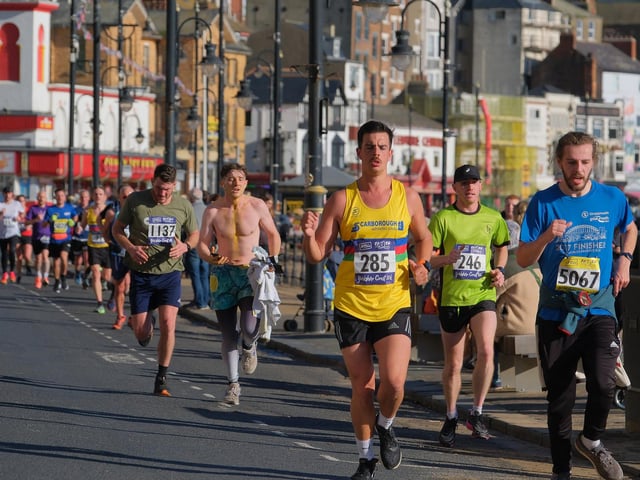 Aaron Padgham (No 285) in action for Scarborough AC at the McCain 10k. Photo by Richard Ponter