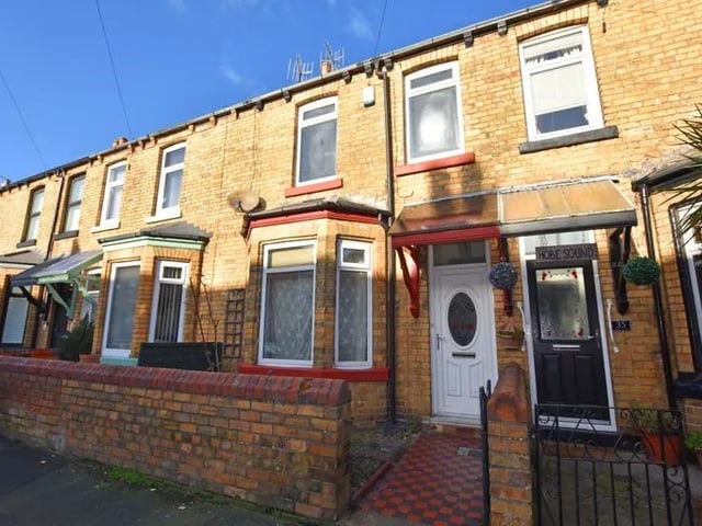 This two bedroom and one bathroom terraced house is for sale with Tipple Underwood for £155,000