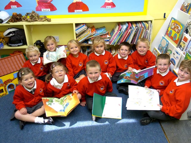 2007. Fylingdales New Starters Charlie Wilson, Ellie Allanson, Millie Allanson, Amber Lomas, Archie Weatherill, Perdi Glaysher, Billy Fewster, Kestral Sedman, Oliver Gower, Niah Wood and Rory McAdam
