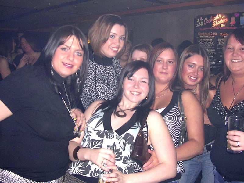 Cindy, Hayley, Kim, Vicky, Nicki and Annie.