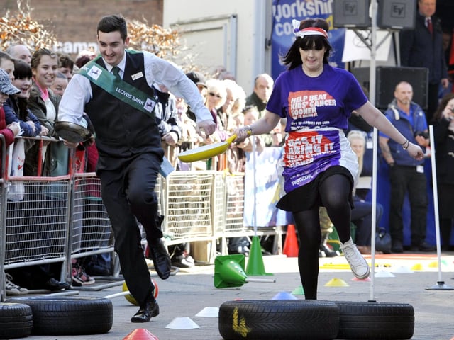 Lloyds Bank ,left, take on TK Maxx - 04/03/14