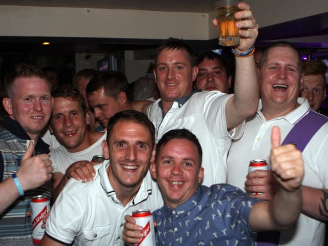 Edgehill Football Club hitting the town after their presentation night in Soltz.
132841t