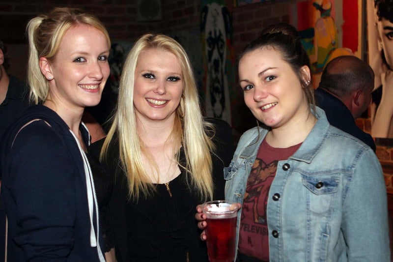 Emily, Christina & Saskia in Bar 4