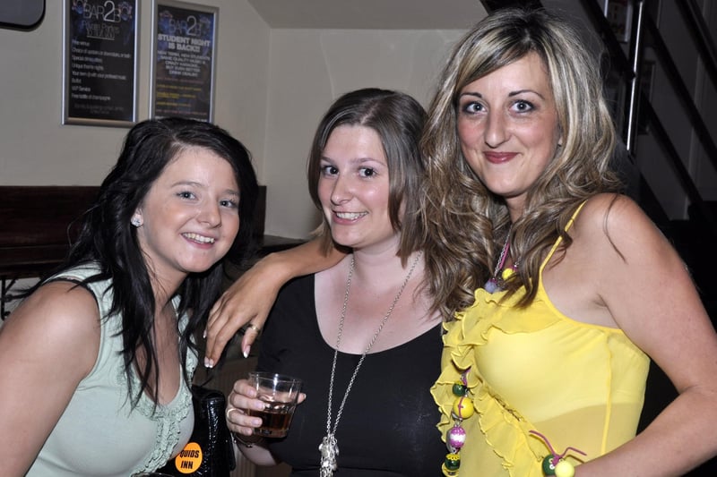 Taz, Beccy and Kirsty in Bar2B.