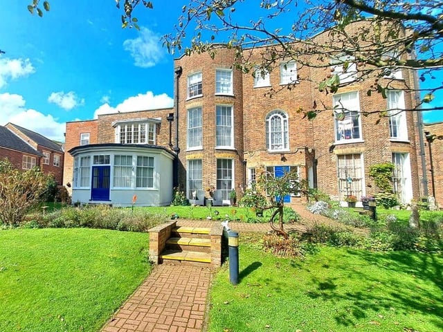 This two bedroom flat is for sale with the Boutique Property Shop for £97,500.