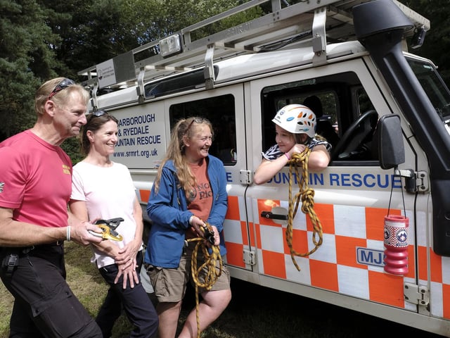 Leni visits the Mountain Rescue team with Paul Collins wife Susan and Sam Debelle.