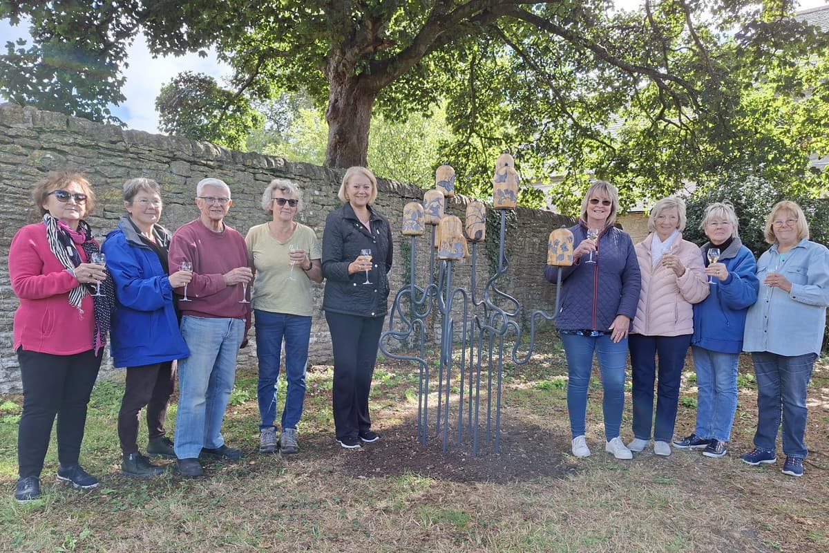 Tree-mendous artwork produced from fallen beech by Hutton Buscel artists - ...