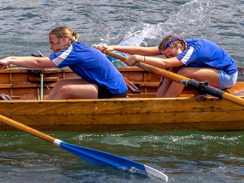 A determined effort by the Fisherlads crew! photo: Brian Murfield