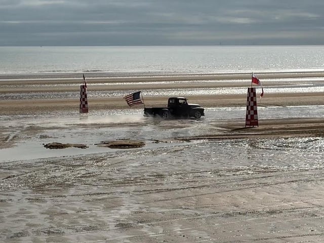 Ian Sandy sent in this Race the Waves image.