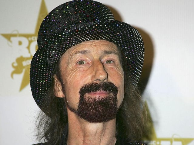 Born in Whitby, singer Arthur Brown is known for his number one UK single "Fire" in 1968. He is considered a shock and progressive rock pioneer and a significant influence for David Bowie, Alice Cooper, Peter Gabriel and Marilyn Manson.