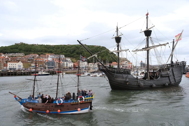 Old and new - the arrival of the Nao Victoria.