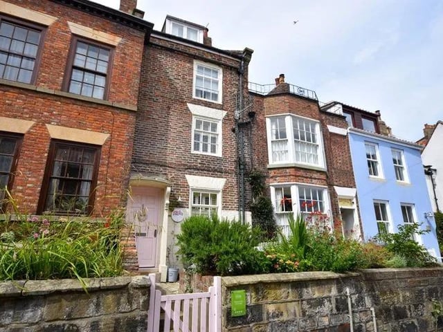 This two bedroom and one bathroom maisonette is for sale with Henderson's Estate Agents with a guide price of £299,950.