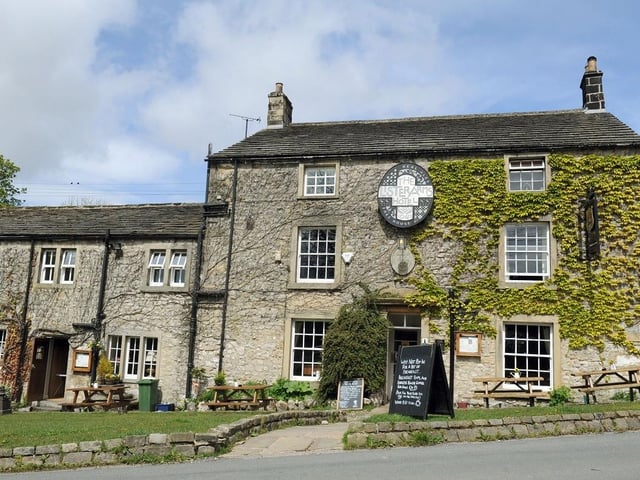 Another Yorkshire Dales pub popular for its roast dinner. The Lister Arms is in Malham and has a rating of four and a half stars with 1,585 reviews.