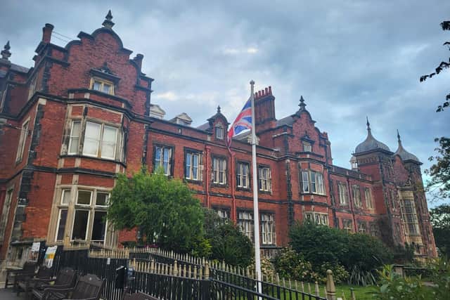 Scarborough Town Hall - chosen as the meeting venue despite concerns over its capacity.  photo: Anttoni Numminen, LDRS