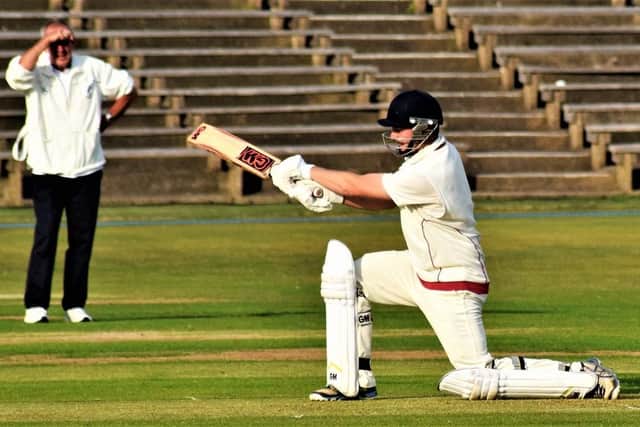 Former Staxton batter Rob Pinder has signed for Scarborough Cricket Club.