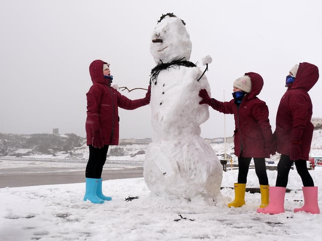 Making a snowman on the North Bay. photo: Richard Ponter