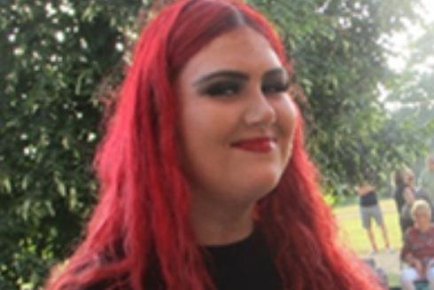 Polisi North Yorkshire mencari gadis remaja yang hilang yang terakhir terlihat di dekat Tadcaster