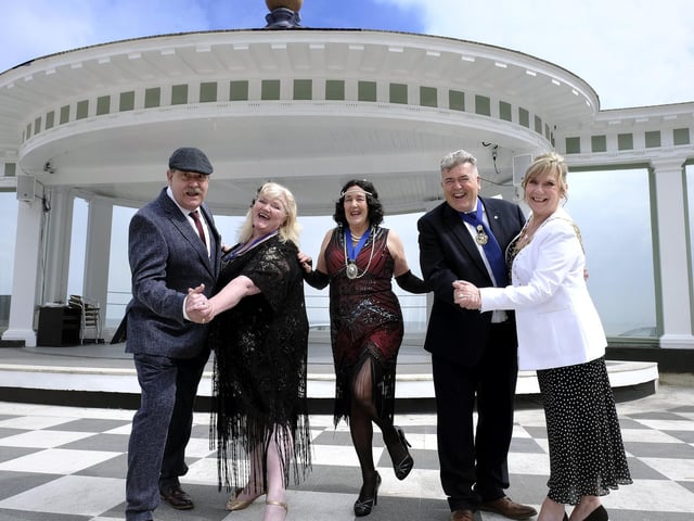 Mike and Vice President Lynn Jackson with President Shirley Smith, Scarborough Mayor John Ritchie and Filey Mayor Jacqui Houlden Banks.