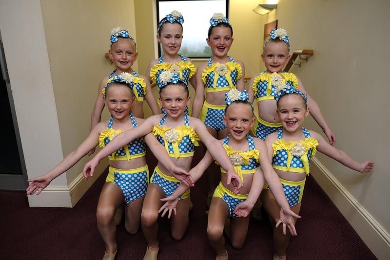 Little Duckies get ready to perform