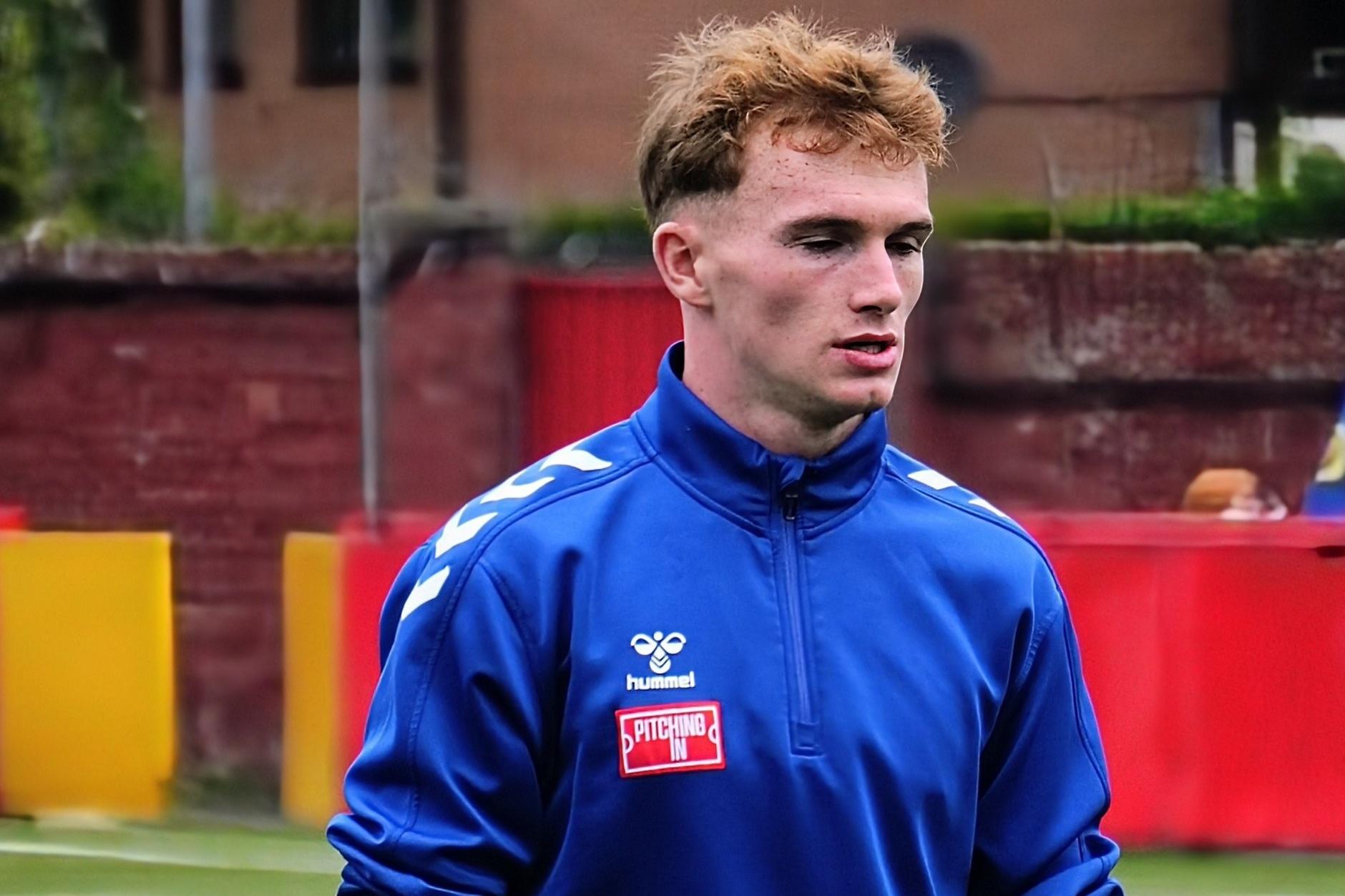 Youngster Leon Parker signs permanent deal with Whitby Town