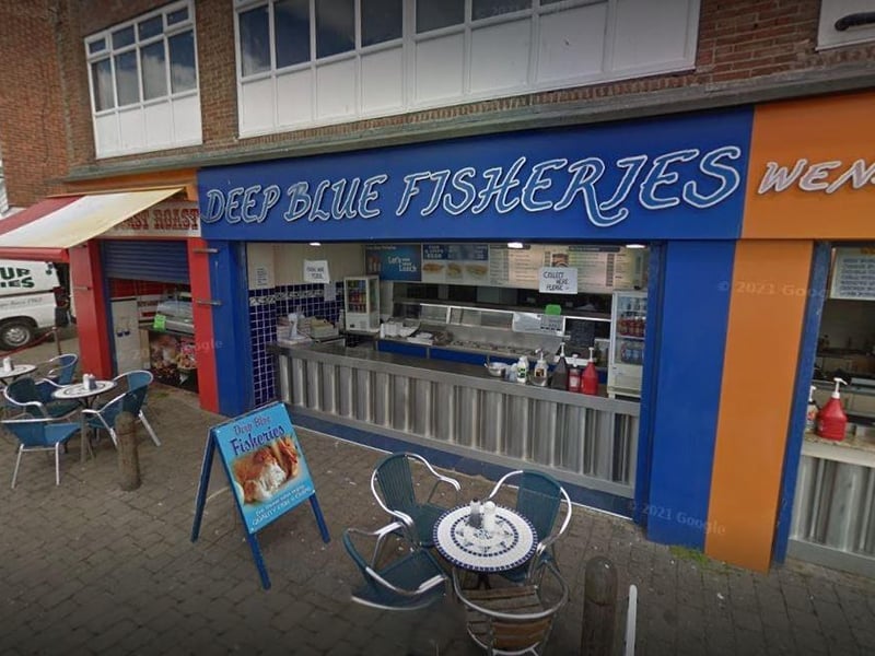Deep Blue Fisheries is a fish and chip shop located on Harbour Road, Bridlington. It has outdoor seating to take in the harbour views and all of the fish served is skinned and boned.