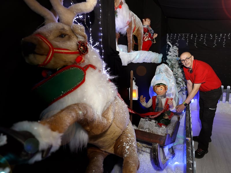 Mick Robinson loads the sleigh
