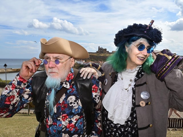 I spy Si Cliff and Jane Birkett. photo: Richard Ponter