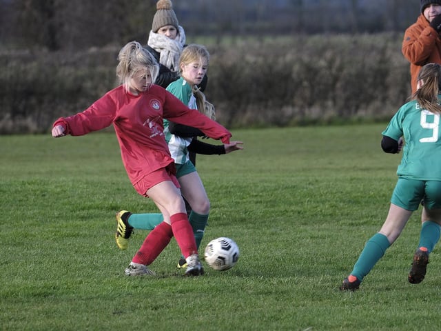 A midfield battle in the league encounter