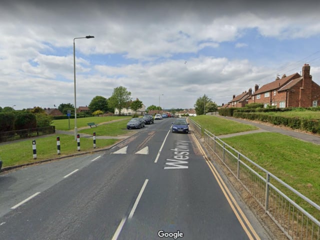Of the 3377 households in Eastfield, Crossgates and Seamer, 41.4% were not deprived.