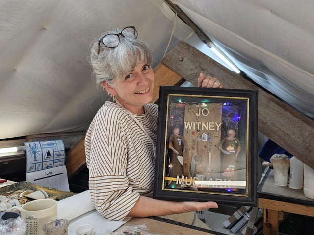 Jo Witney artist/mudlark