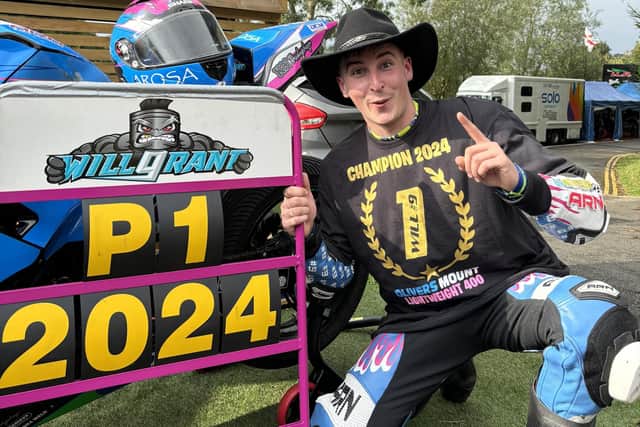William Grant wins Lightweight 400cc championship at Oliver's Mount