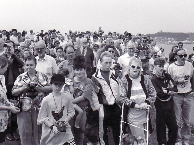 Crowds gathered to witness the hotel's demise.
