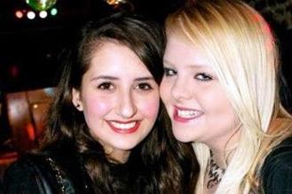 Rebecca and Jo in The George.
132869b