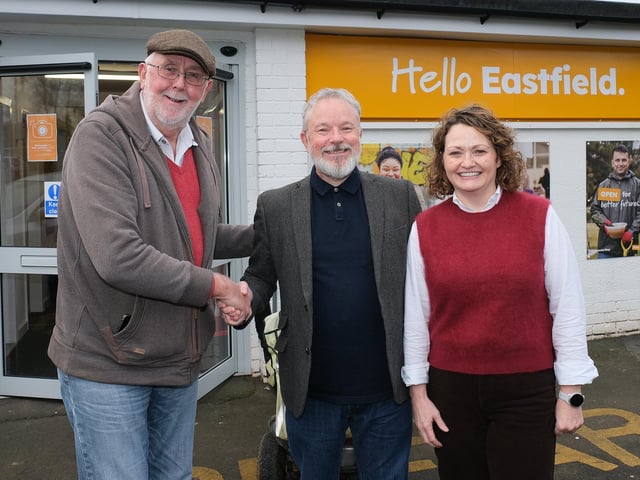 Cllr Tony Randerson greets Gary and Gillian