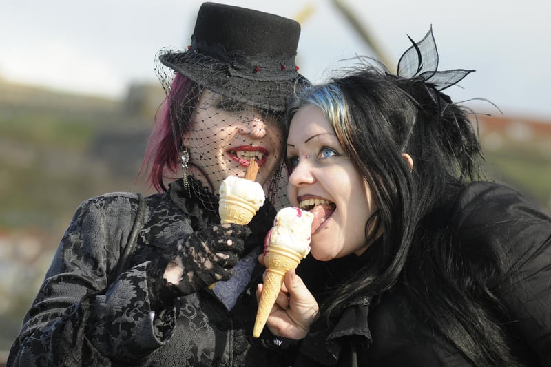 An ice cream, Whitby Gothic Weekend
w131702a