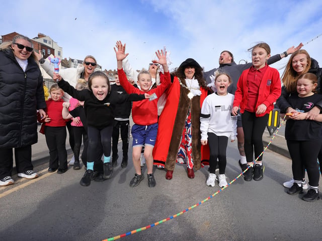 Skipping Fun on Foreshore Road with Charter Mayor of Scarborough Janet Jefferson