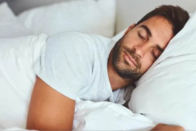It’s important to focus on a few simple habits to reach good quality sleep.