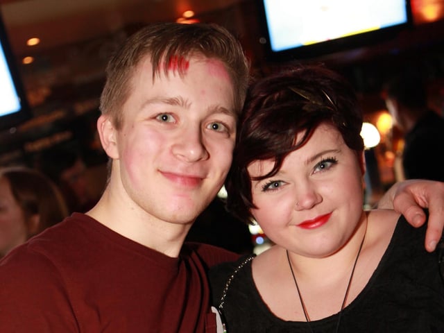 Nick and Sami having fun in Blue Lounge