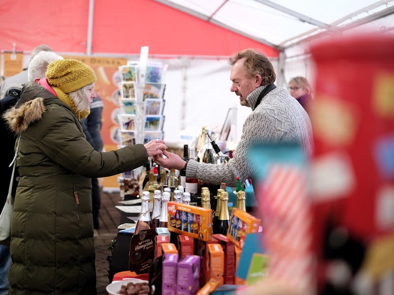 Malton based retailers and artisan producers put on a superb show, serving up everything you need for a perfect Christmas feast from warming mulled wines, figgy puddings, traditional turkey, goose, and award-winning macarons.