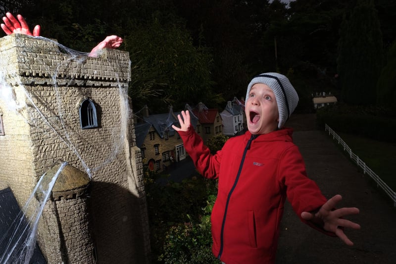 Bondville Model Village in Sewerby has a number of Halloween-themed events this year. The Model Village is covered in spooky decor and there is a special Halloween quiz and pumpkin picking to do. There are pumpkin painting events on October 19 and 26 as well. Bondville Model Village will be open from Wednesday to Sunday, with breakfast starting at 9:30 AM and village entry at 10:00 AM. They will be open seven days during the half-term week commencing October 28.