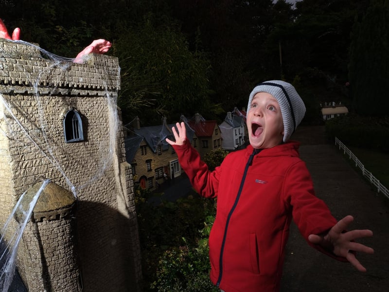 Bondville Model Village in Sewerby has a number of Halloween-themed events this year. The Model Village is covered in spooky decor and there is a special Halloween quiz and pumpkin picking to do. There are pumpkin painting events on October 19 and 26 as well. Bondville Model Village will be open from Wednesday to Sunday, with breakfast starting at 9:30 AM and village entry at 10:00 AM. They will be open seven days during the half-term week commencing October 28.