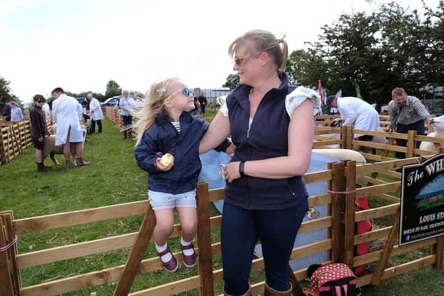 Mum and daughter having fun at Egton Show. picture: Richard Ponter