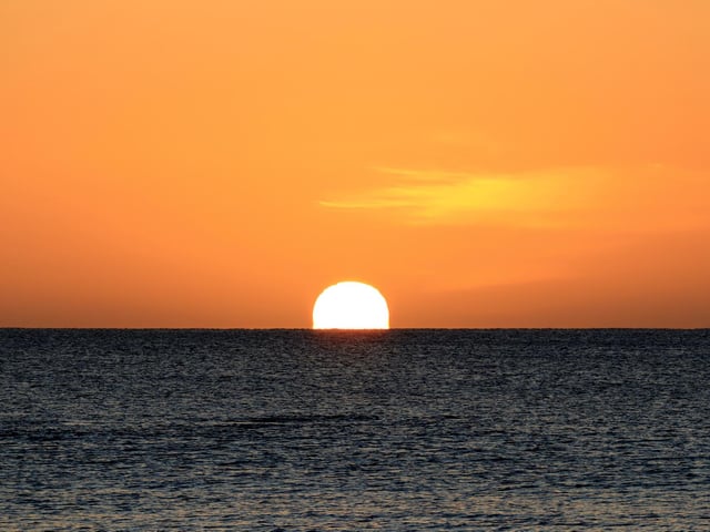 Golden horizon.