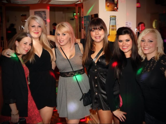 Sian, Hetty, Rucinda, Beki, Rachel and Kadie in Red Square.