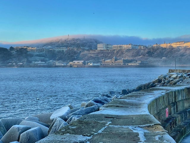 A very chilly Scarborough harbour!
picture: Maaike Karremans