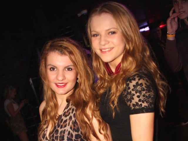 Sian and Abbie looking fabulous in Blue Lounge