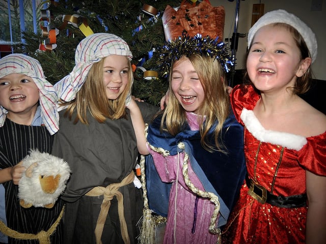 Hertford Vale pupils have fun.
Picture Richard Ponter 134941b