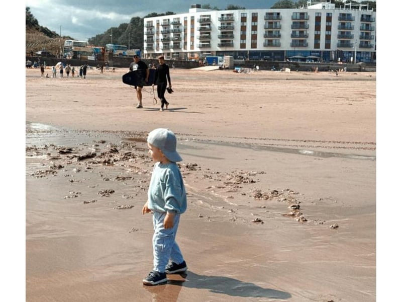 Capturing a wonderful walk on the beach in Scarborough.
